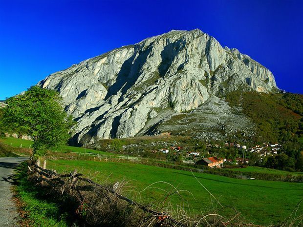 Entorno casa rural La Carrozal Asturias Teverga