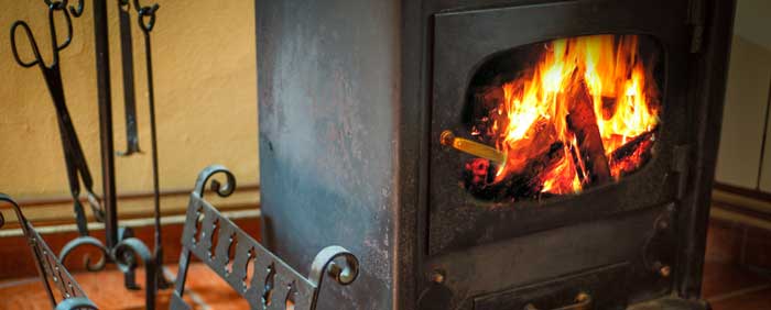 trucos para encender chimenea rápido