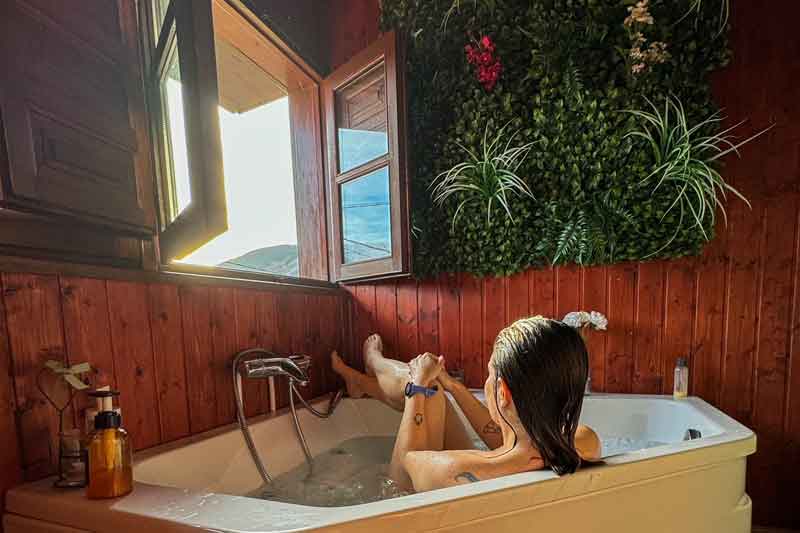 escapada romántica jacuzzi privado