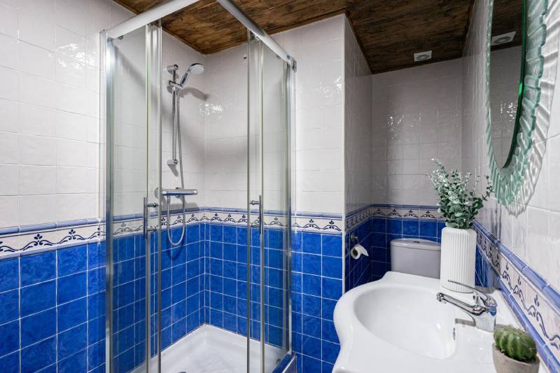 cabaña escapada romántica asturias jacuzzi